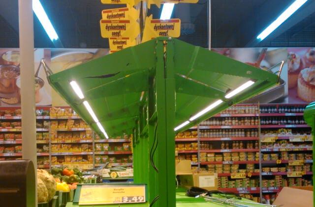 Montaż mebli sklepowych Kaufland